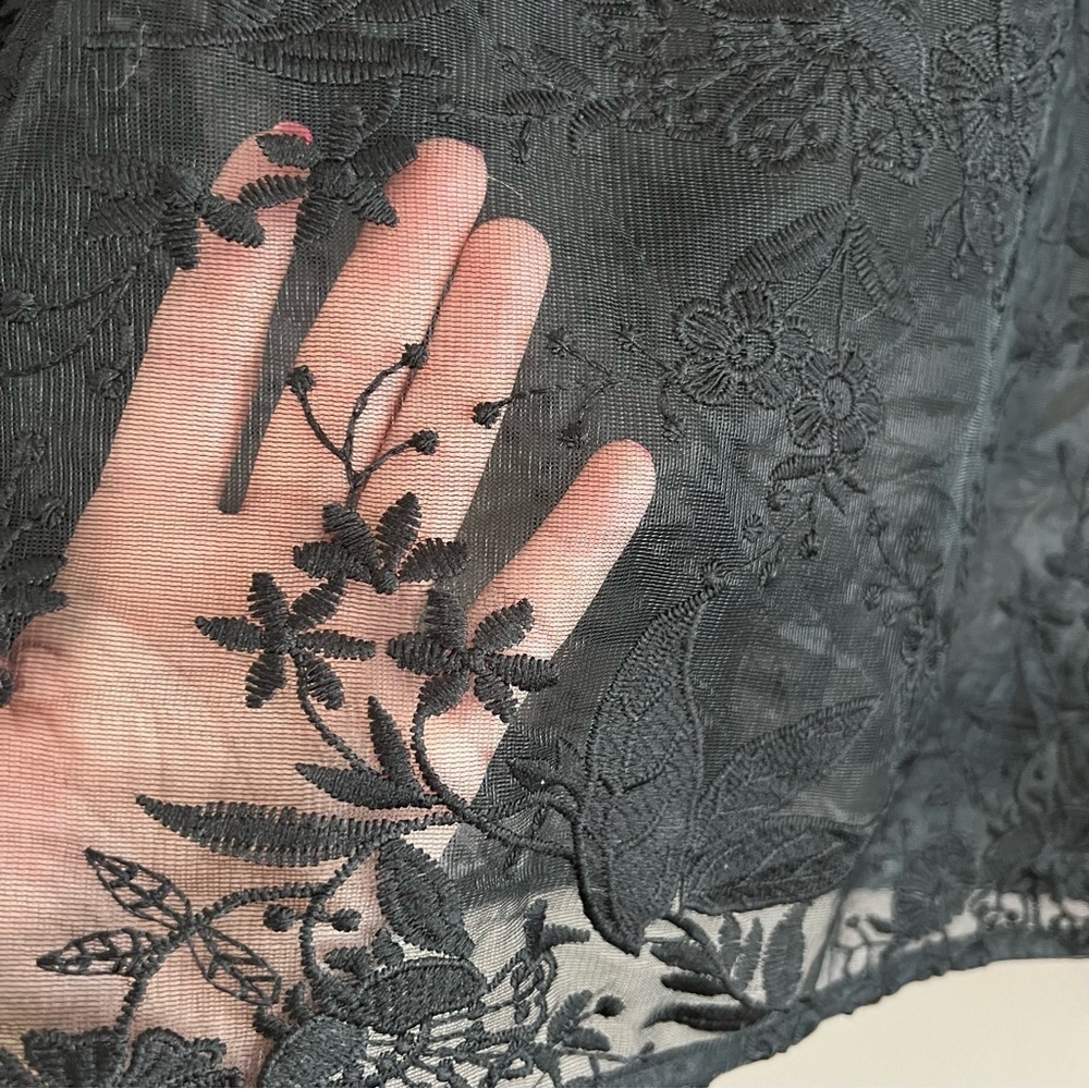 NA-KD Women’s Black Floral Lace Sheer Top Embroidered Elegant Size 40 - Picture 4 of 16